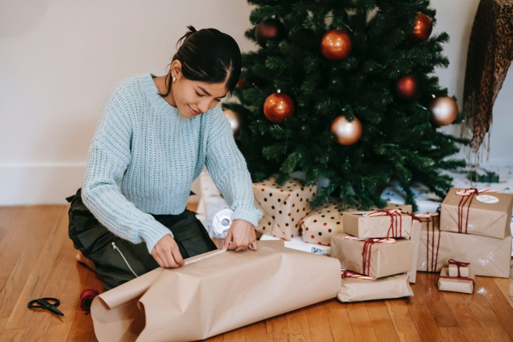 Choosing the Perfect Christmas Tree Skirt